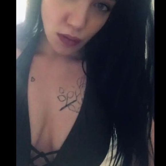 Meet your Posher, Emma - Picture 1 of 1